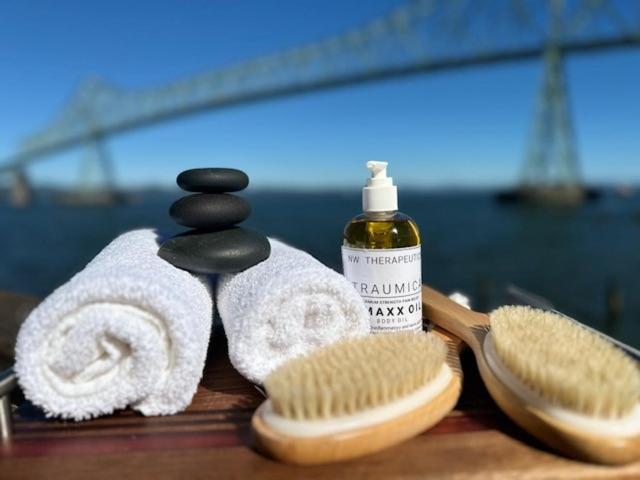 Cannery Pier Hotel & Spa 阿斯托里亚 外观 照片