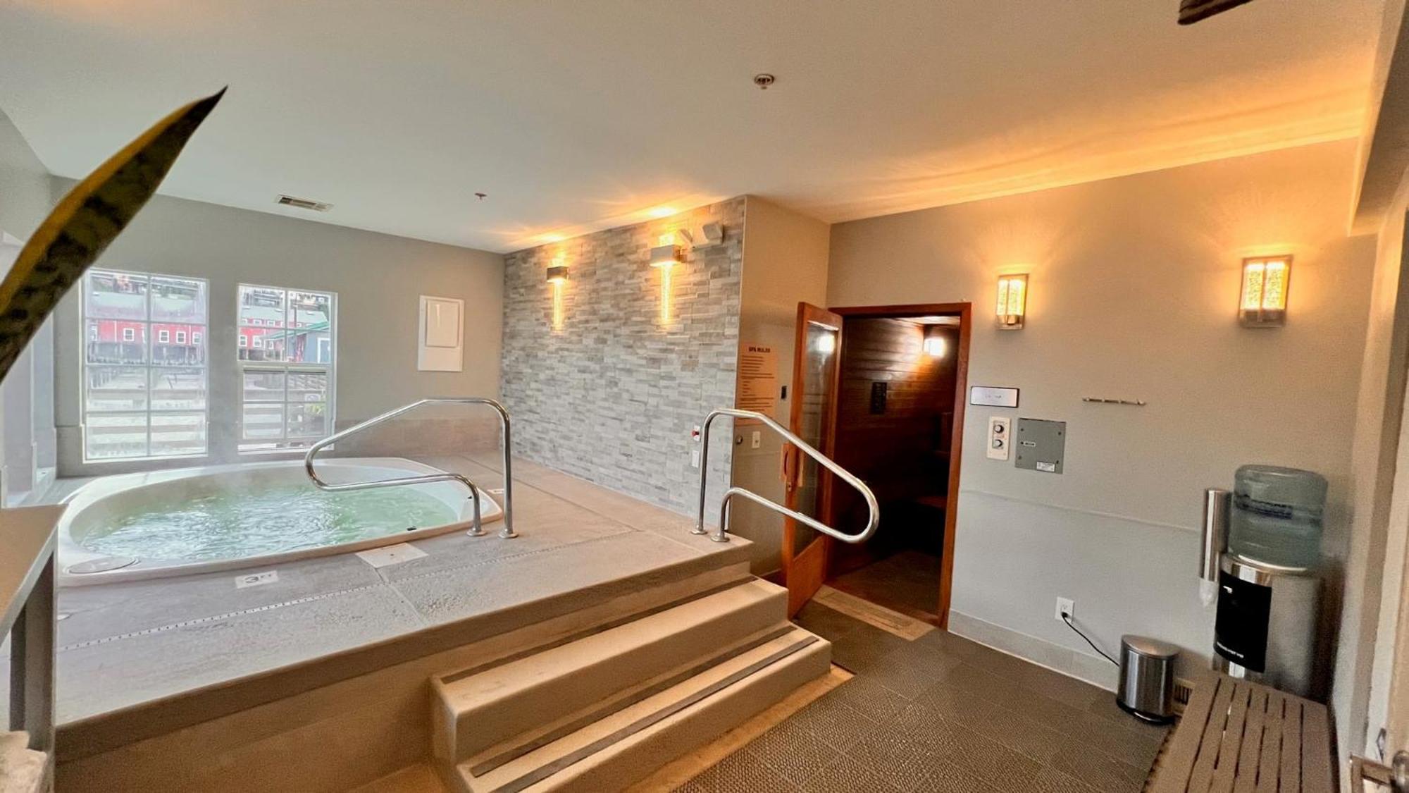 Cannery Pier Hotel & Spa 阿斯托里亚 外观 照片